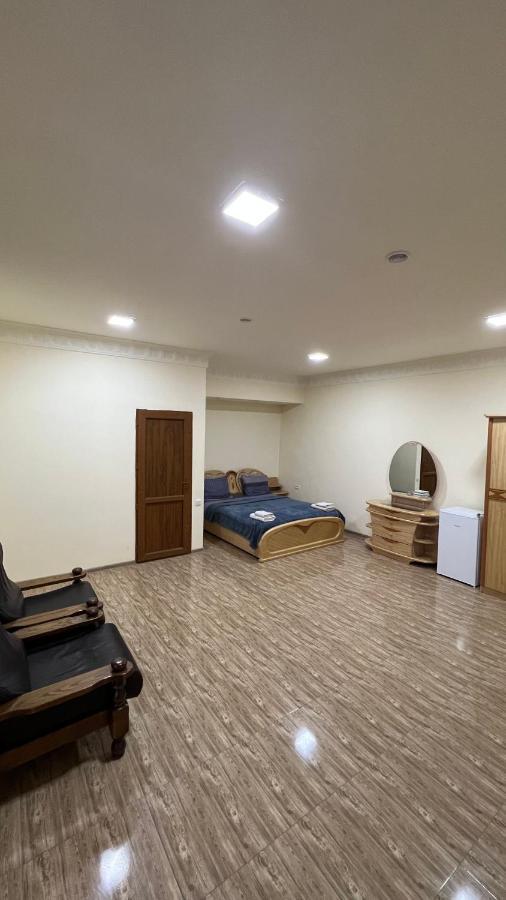 Hotel Hovit Bagratashen ภายนอก รูปภาพ